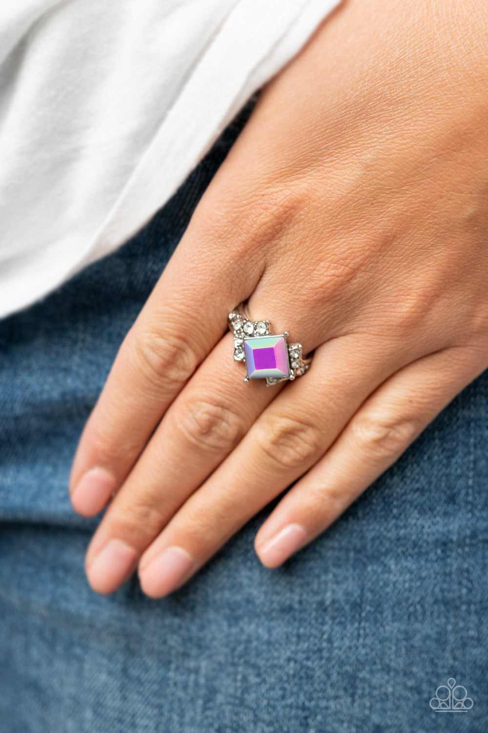Mind-Blowing Brilliance - Purple - Dazzling Diamonds