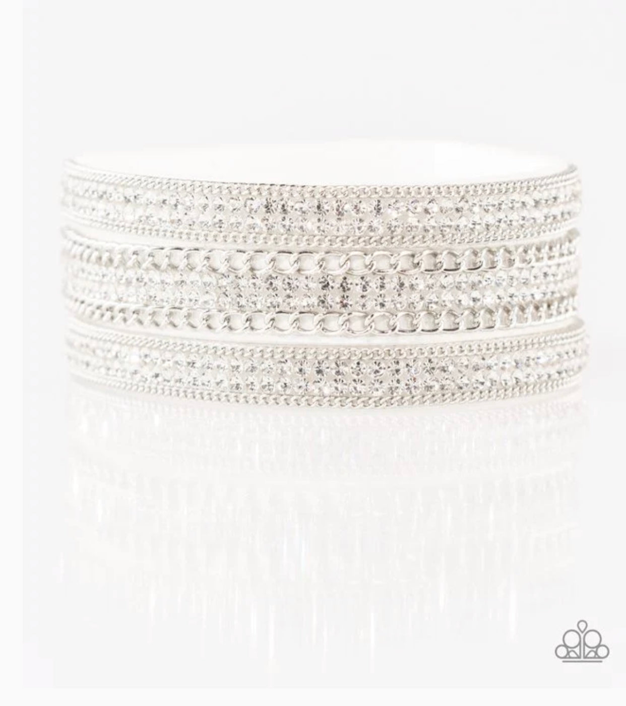 Dangerously Drama Queen - White Bracelet - Dazzling Diamonds 