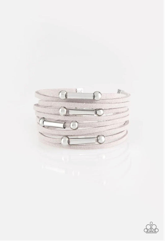 Back To BACKPACKER - Silver Bracelet - Dazzling Diamonds 