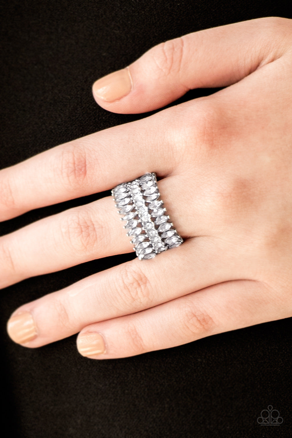 Treasury Fund - White - Dazzling Diamonds 