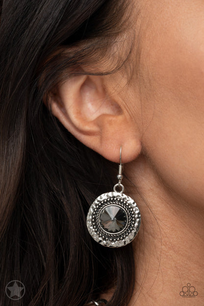 Global Glamour - Dazzling Diamonds 