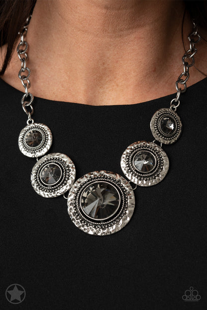 Global Glamour - Dazzling Diamonds 
