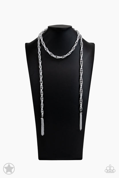 SCARFed for Attention - Silver - Dazzling Diamonds 