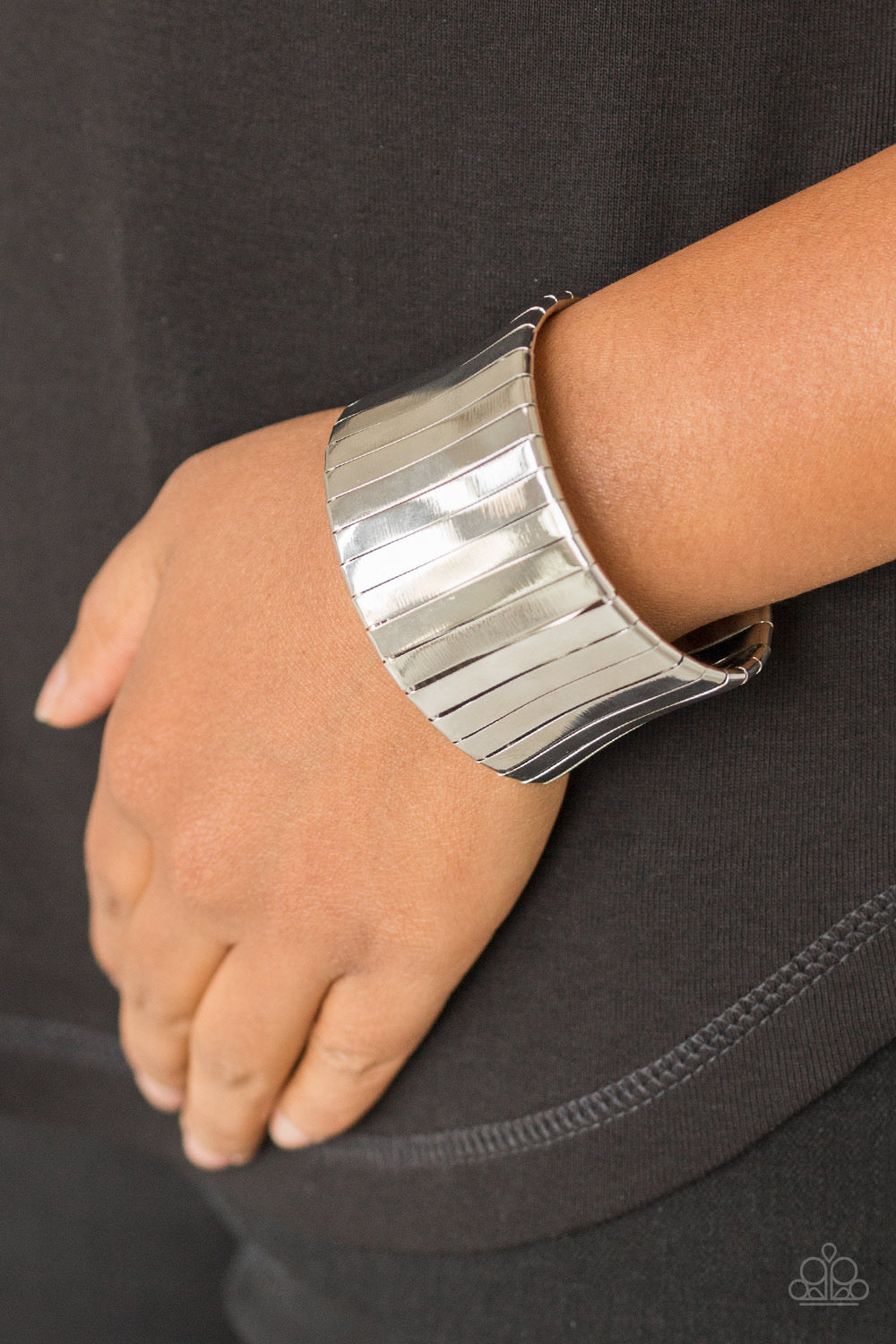 Urban Uptrend - Silver - Dazzling Diamonds 