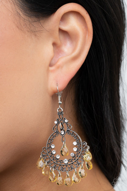 Lyrical Luster - Dazzling Diamonds 