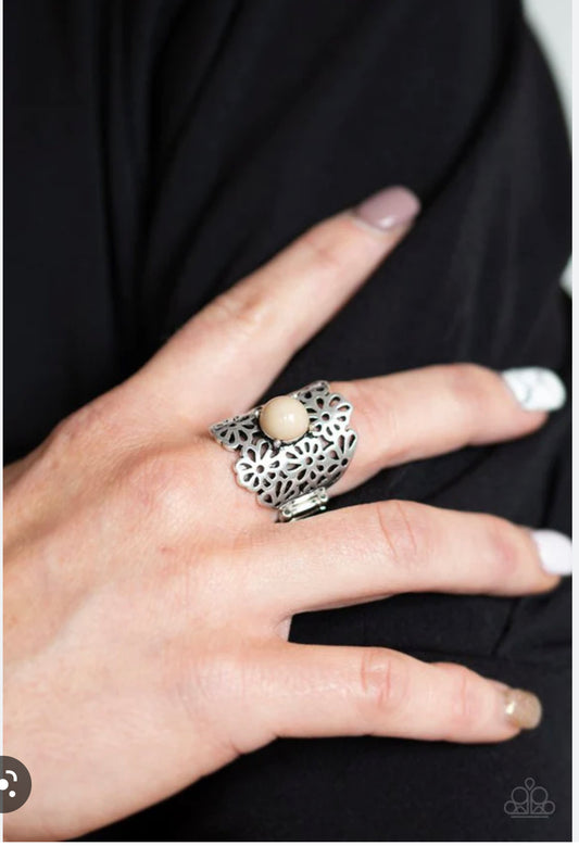 Flower Shower - Brown Ring - Dazzling Diamonds 