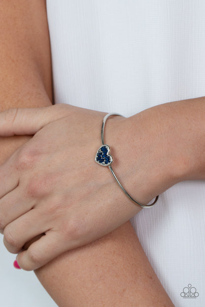 Heart of Ice - Blue - Dazzling Diamonds 