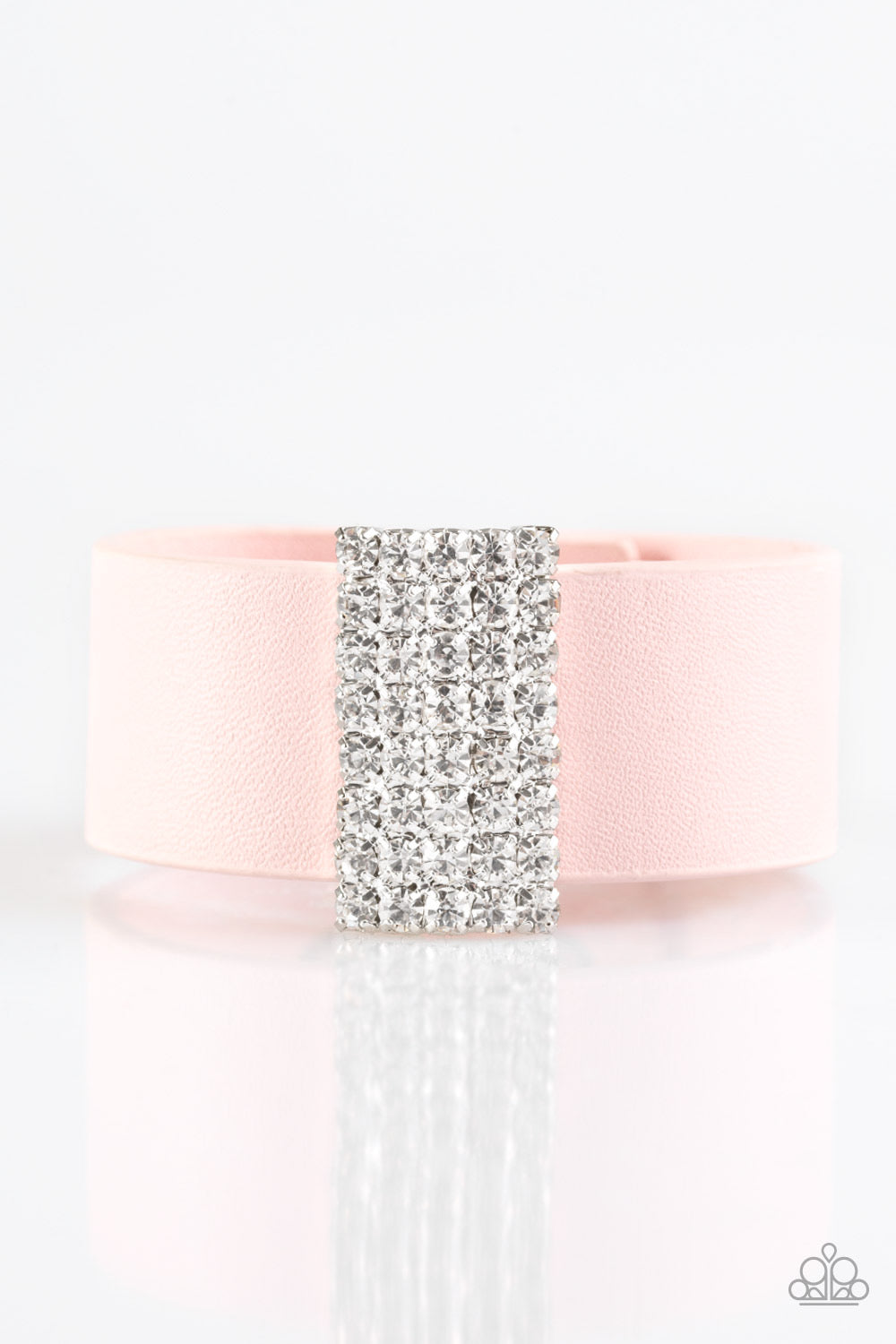 Walk The CATWALK - Pink - Dazzling Diamonds 